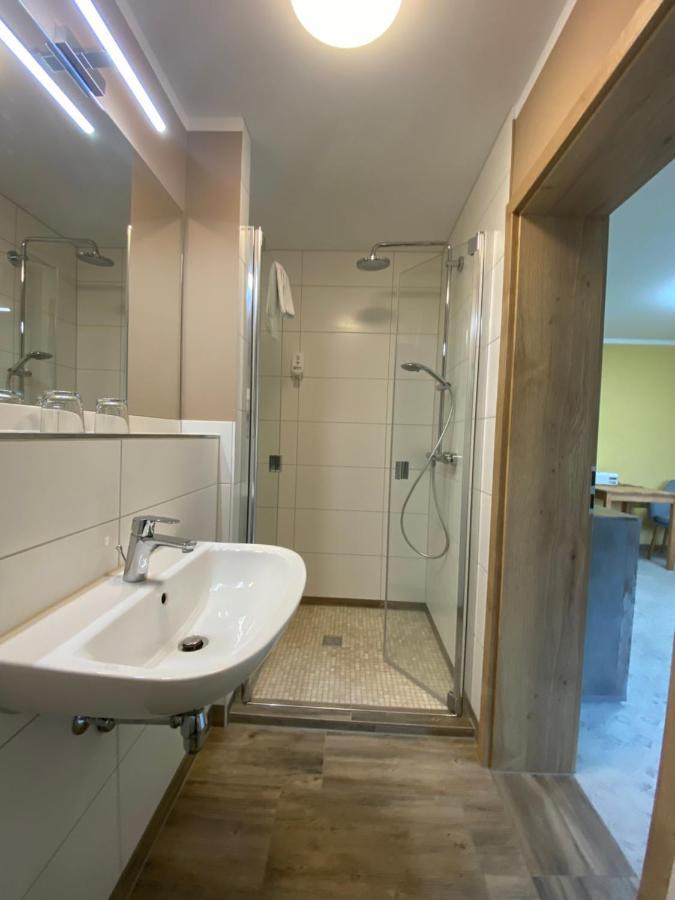 Vorsicht Hotel Deyelsdorf ภายนอก รูปภาพ